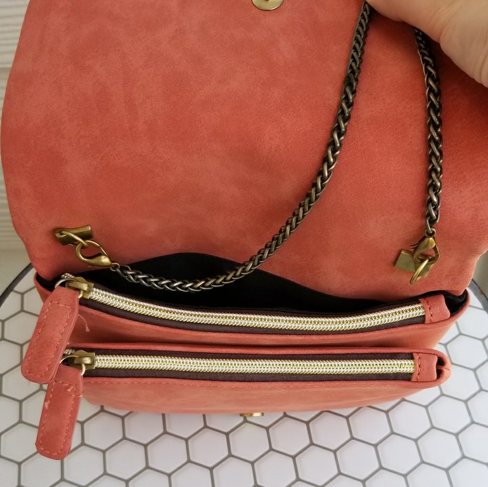 Francesca's Waverley Perforated Pink Crossbody Bag - Picture 4 of 6